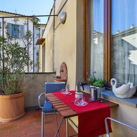 2 Bedroom With Terrace Florence