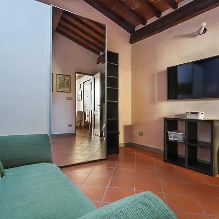 Apartment 2 Bedroom With Terrace